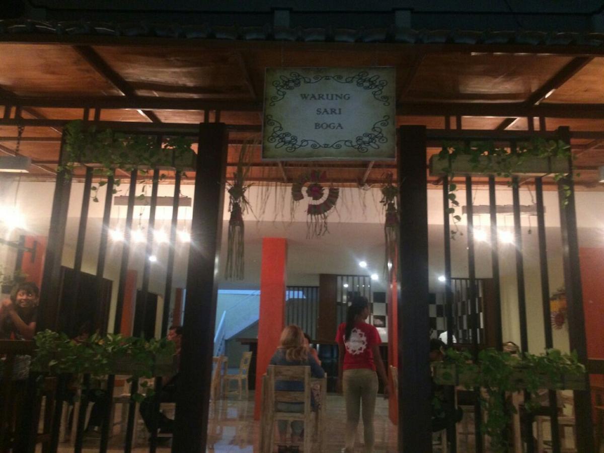 Sari Room Bed & Breakfast นูซาดูอา ภายนอก รูปภาพ